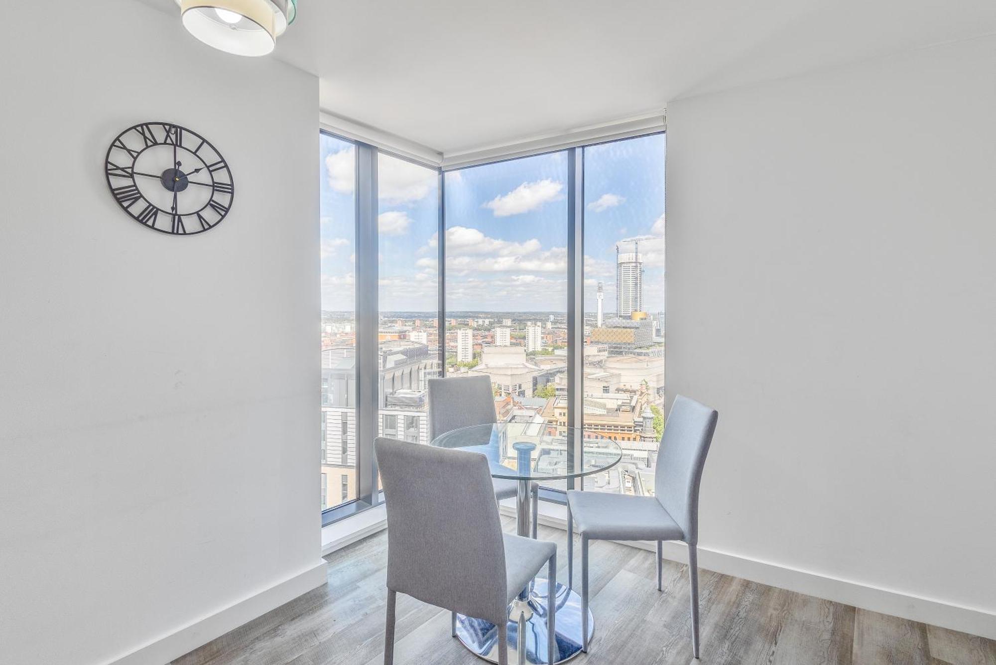 Luxury 2 Bedroom Apartment, On Broad Street! Birmingham Buitenkant foto