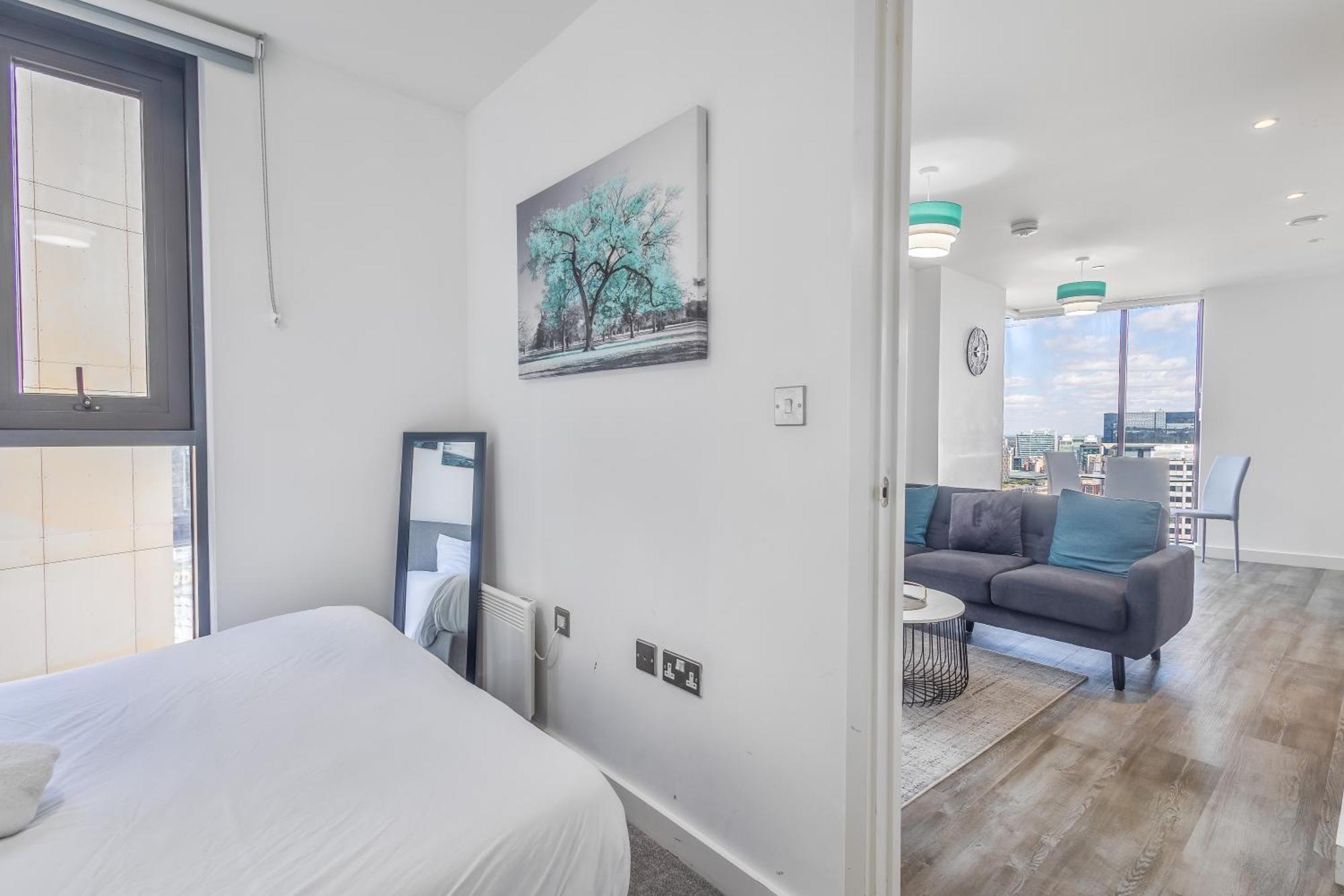 Luxury 2 Bedroom Apartment, On Broad Street! Birmingham Buitenkant foto